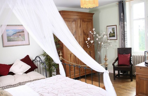 Savigne Maison | Maison de maître avec 3 chambres doubles pouvant accueillir jusqu'à 9