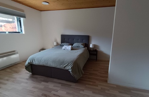 Jarvenpaa Maison | Beautiful Clean & Cosy studio near the center of Helsinki/ Pet Friendly