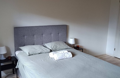 Jarvenpaa Maison | Beautiful Clean & Cosy studio near the center of Helsinki/ Pet Friendly