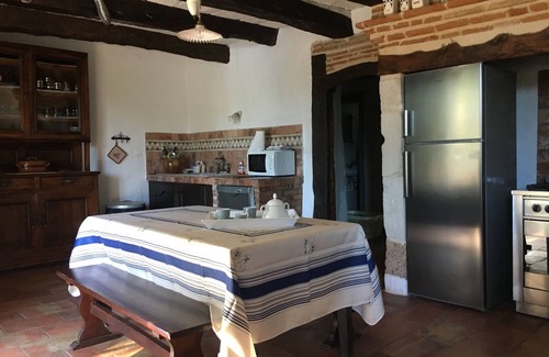 Aiguelèze Cottage | Belle maison de charme ****en bord de rivière.Piscine privative