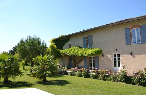 Aiguelèze Cottage | Belle maison de charme ****en bord de rivière.Piscine privative