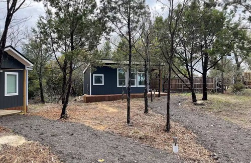 Weatherford Cabine | Beautiful comfy romantic cabin with great sunset views