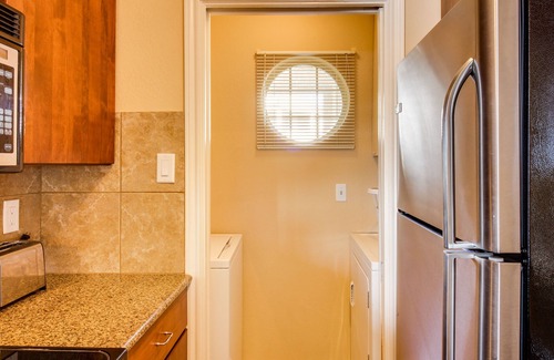 Highland Lake Estates Copropriété | Beautiful condo with amazing views & W/D - pools, hot tub & tennis