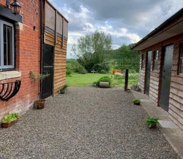 Hopton Castle Appartement | Beautiful converted Coach house for two