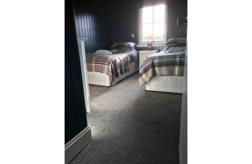 Stronmilchan Cottage | Wonderful West Highland Cottage River Orchy and Magnificent Mountain Views