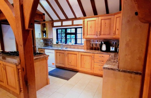 Brentwood Autre | Beautiful cottage in Brentwood