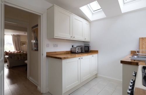 Milton Keynes Maison | Beautiful cottage style 3-bed, Free Parking, Wi-Fi