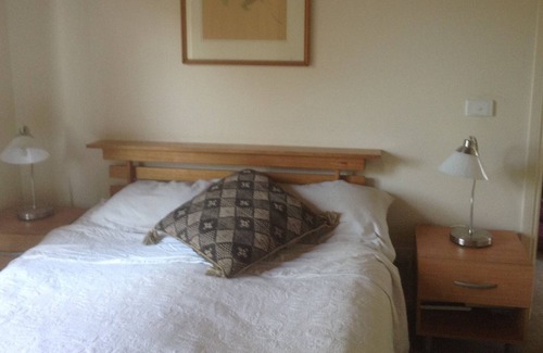 Barwon Heads Maison | Beautiful Cottage one street from the river...