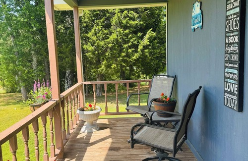 Bridgeport Appartement | Beautiful cottage, close to rivers, creeks, lakes for fishing, boating, hunting
