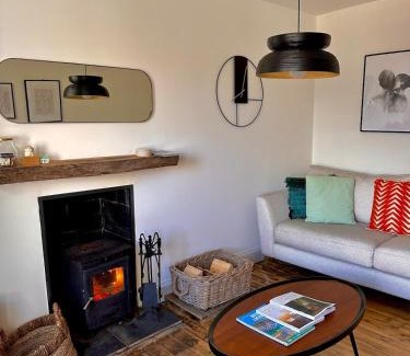 Beinn Orasaigh Maison | Beautiful Cottage with Stunning Views Carbost Skye