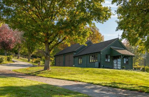 Rudloe Maison | Beautiful Cottage With Stunning Views in Box