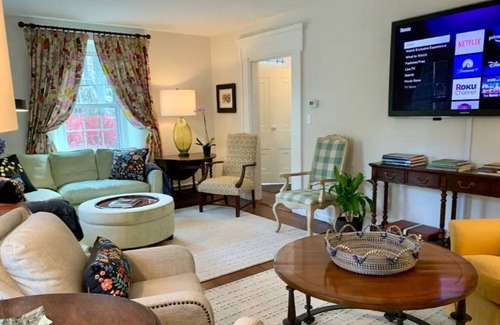 Chadds Ford Maison | Beautiful Country House Convenient Location
