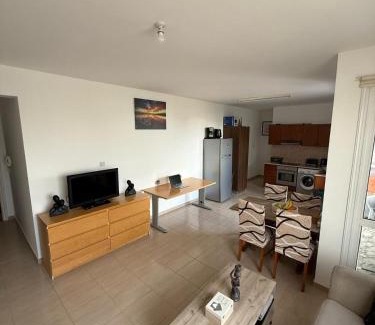 Kissonerga Appartement | Beautiful & Cozy Apartment in Paphos