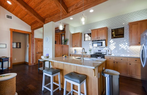 Jonestown Cottage | Magnifique chalet confortable à Hollows Resort, Beach Club, 4 piscines
