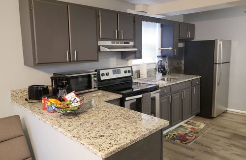 Lynn Maison | Magnifique Cozy Hill top 1BR près de Boston et Salem