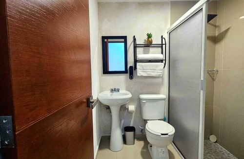 Downtown Cancun Hôtel | Beautiful deluxe room with shared kitchenette, in the heart of Cancun