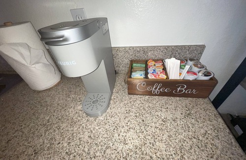 West Gateway Appartement | Beautiful Downtown Long Beach Retreat w/Parking and WiFi