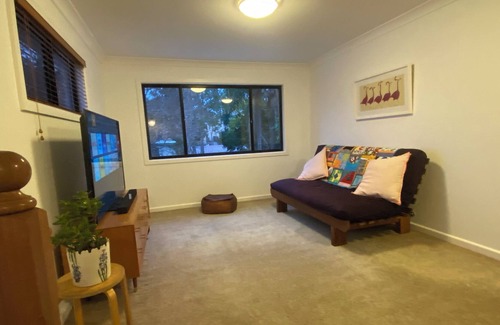 Seaforth Maison | Beautiful Family home near beaches, bushland and harbour.