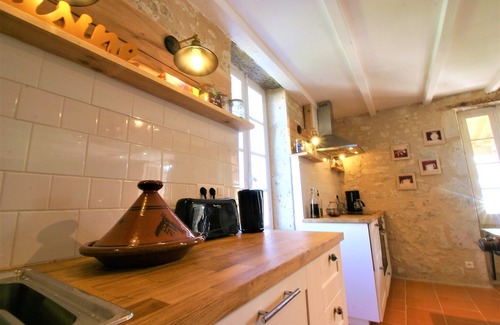 Saint-Sernin Maison | Ancienne ferme en pierre - Idylic French Living & Boutique Luxury - Piscine privée