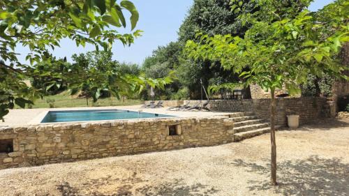 Goudargues Maison | Beautiful Farmhouse with large swimming pool within walking distance of a charming, lively village