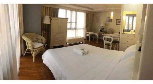 San Lorenzo Appartement | Beautiful Flat in Greenbelt (WiFi & Netflix)