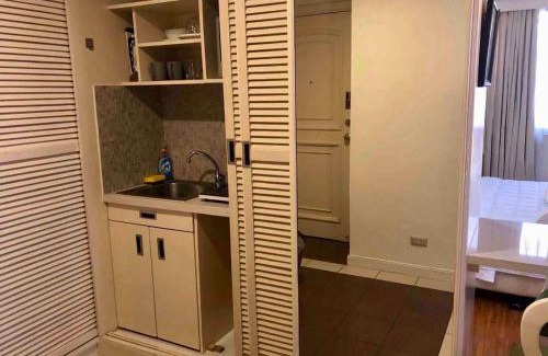 San Lorenzo Appartement | Beautiful Flat in Greenbelt (WiFi & Netflix)