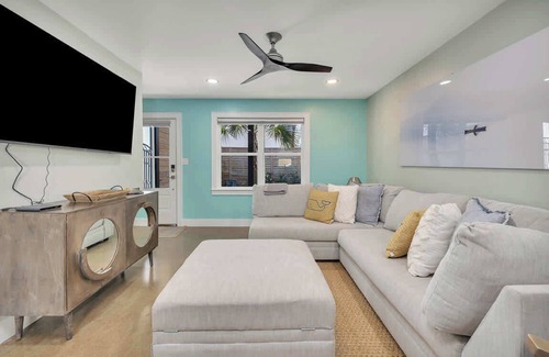Saint Simons Island Appartement | *Beautiful* Folly Flats Just STEPS from the BEACH!