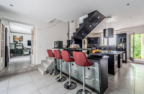 Pierrefitte-sur-Seine Maison | Beautiful home in Pierrefitte-Sur-Seine