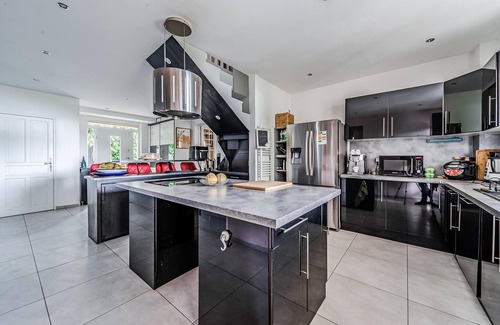 Pierrefitte-sur-Seine Maison | Beautiful home in Pierrefitte-Sur-Seine
