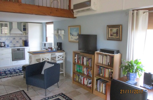 Saint-Andre-de-Najac Maison | Beau gîte avec chambre mezzanine, nouvelle cuisine, entièrement équipée w / AC / chaleur
