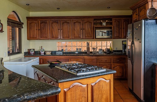 Nuevo Arenal Maison | Beautiful fully equipped two story house, close to La Fortuna and surroundings..