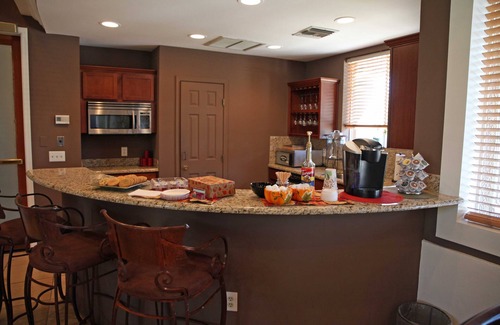Tucson Copropriété | Magnifique condo au rez-de-chaussée entièrement meublé