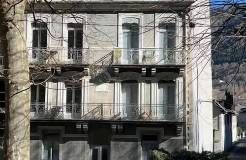 Bagneres-de-Luchon Appartement | Bel appartement au rez-de-chaussée proche des Thermes