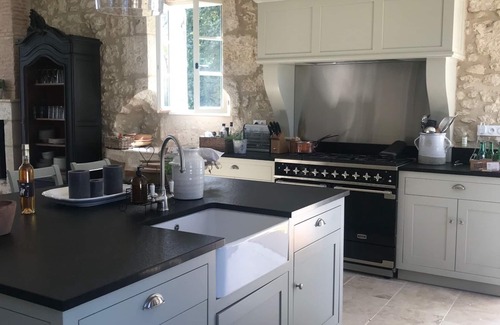 La Romieu Maison | Beautiful Gascon Manor House - sleeps 14 - family friendly