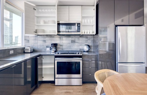 Civic Core Appartement | Beautiful Gaslamp 2BR w/ Gym, Sauna & W/D, nr shops, by Blueground