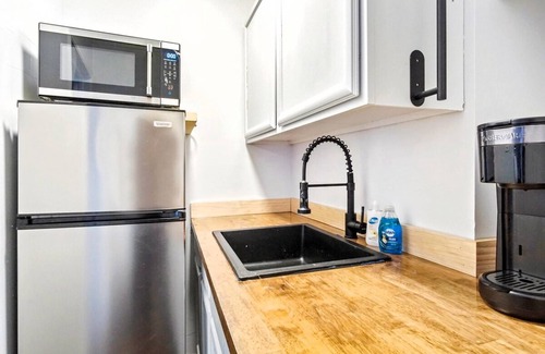 Central Oklahoma City Appartement | Beautiful Getaway Nears Asian Dist
