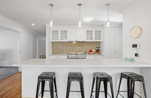 Golden Point Maison | Beautiful Golden Point Home - Style&Sophistication