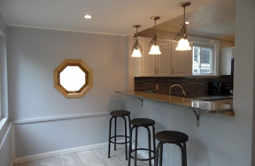 Watkins Glen Maison | BEAUTIFUL GUEST HOUSE IN THE HEART OF WATKINS GLEN!