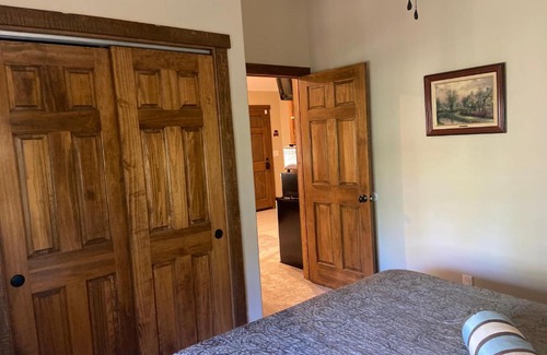 Crestline Maison | Beautiful guesthouse in Crestline