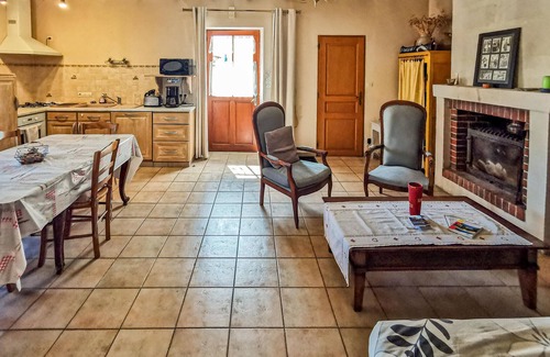 Chateau-la-Valliere Maison | Beautiful home in Château-la-Vallière