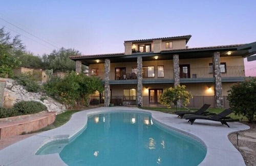 Catalina Foothills Estates Maison | Beautiful Hacienda: Pool, Spa, Firepit, Outdoor playground, BBQ & Amazing Views!
