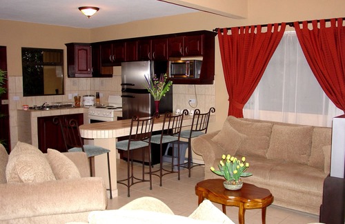 San Josecito Maison | BEAUTIFUL House with mountain view for rent in San Rafael de Heredia downtown