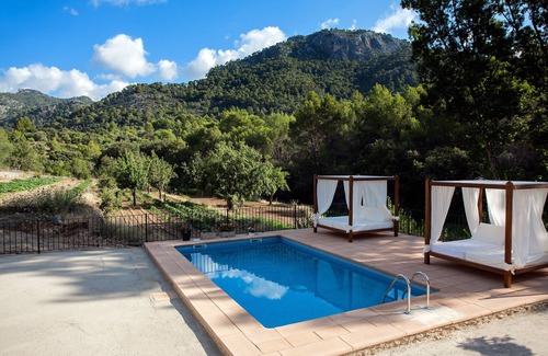 Binibona Maison | Belle maison de vacances avec piscine privée à Binibona au bord des montagnes Tramuntana