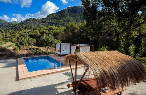 Binibona Maison | Belle maison de vacances avec piscine privée à Binibona au bord des montagnes Tramuntana