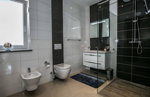 Skrbcici Maison | Beautiful holiday house MARIS II with heated pool