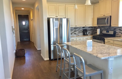 Wetmore Maison | Beautiful home 5 min drive from main SA attractions