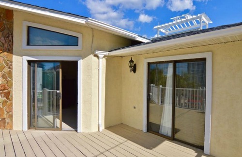 Gulf Lagoon Beach Maison | belle maison à 98 pas de la plage juste à côté de Thomas Drive