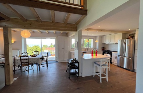 Evian-les-Bains Maison | Beautiful home in Evian-les-Bains with views onto Lake Geneva