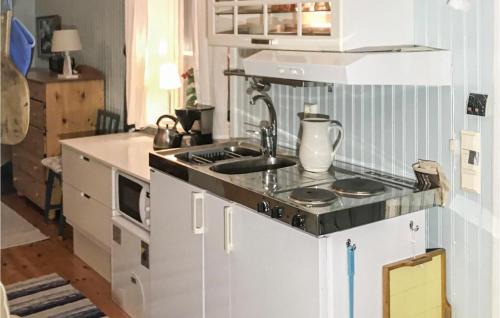Falun Maison | Beautiful Home In Botolfsbo With Sauna