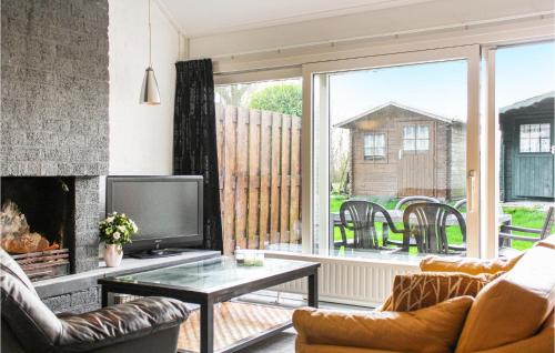 Bruinisse Maison | Beautiful Home In Bruinisse With Wifi